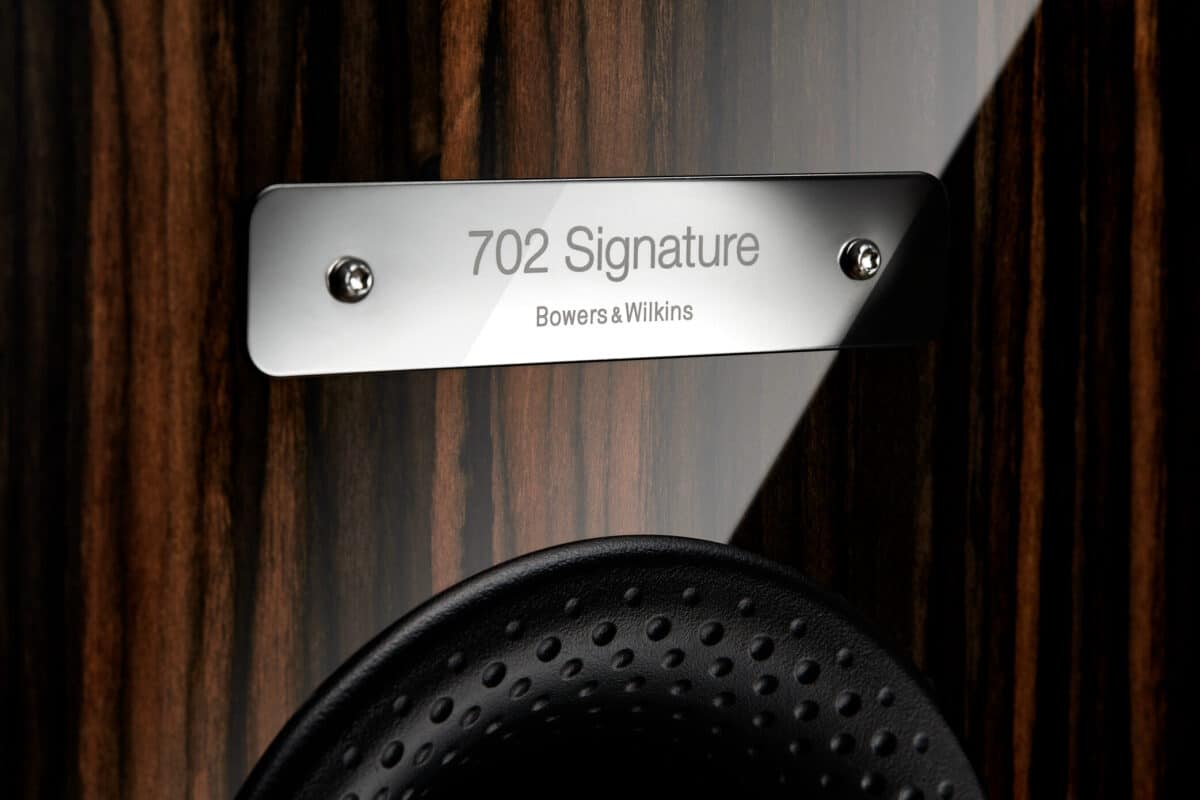 B&W 702 Signature