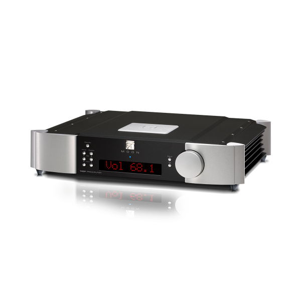 Moon by Simaudio 740P preamplifier