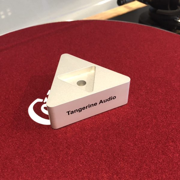 Tangerine Audio Evenstar disc Stabiliser on linn sondek lp12 turntable with red collaro mat, at loud and clear glasgow, scotland, uk