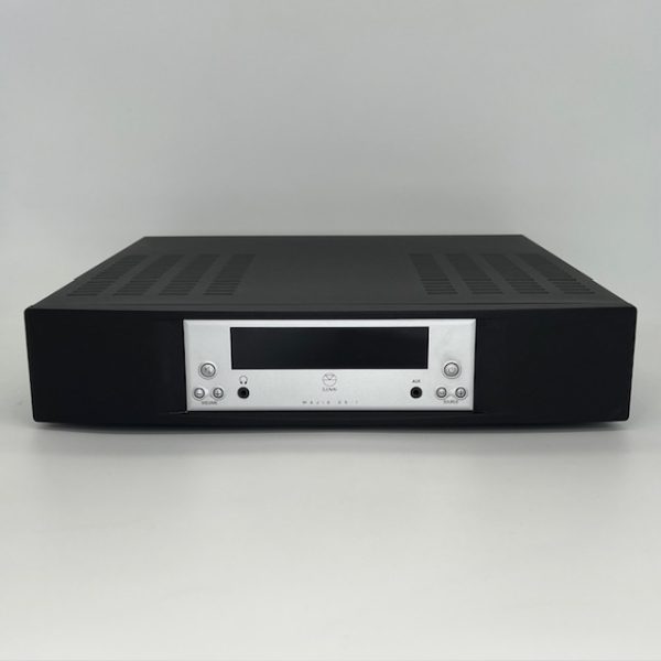 linn majik ds-i all in one amplifier, 2nd handfrom loud and clear glasgow, hi-fi - front view