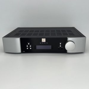 Moon 240i Integrated Amplifier with DAC Two-tone Front View Ex-demo Available from Loud and Clear Glasgow, Scotland, UK.