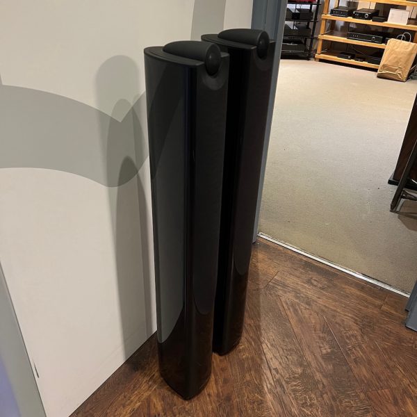 Bowers & Wilkins XT4 Floorstanding Speaker Black Side View Pre-Owned Available from Loud and Clear Glasgow, Scotland. UK.
