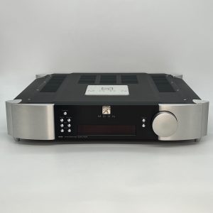 Moon 600i V1 Integrated Amplifier Two-tone Front View Pre-owned. Available from Loud and Clear Glasgow, Scotland U.K.