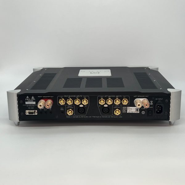 Moon 600i V1 Integrated Amplifier Two-tone Rear View Pre-owned. Available from Loud and Clear Glasgow, Scotland U.K.