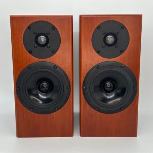 Totem Rainmaker Bookshelf Speakers Mahogany Front View Pre-owned. Available from Loud and Clear Glasgow, Scotland U.K.