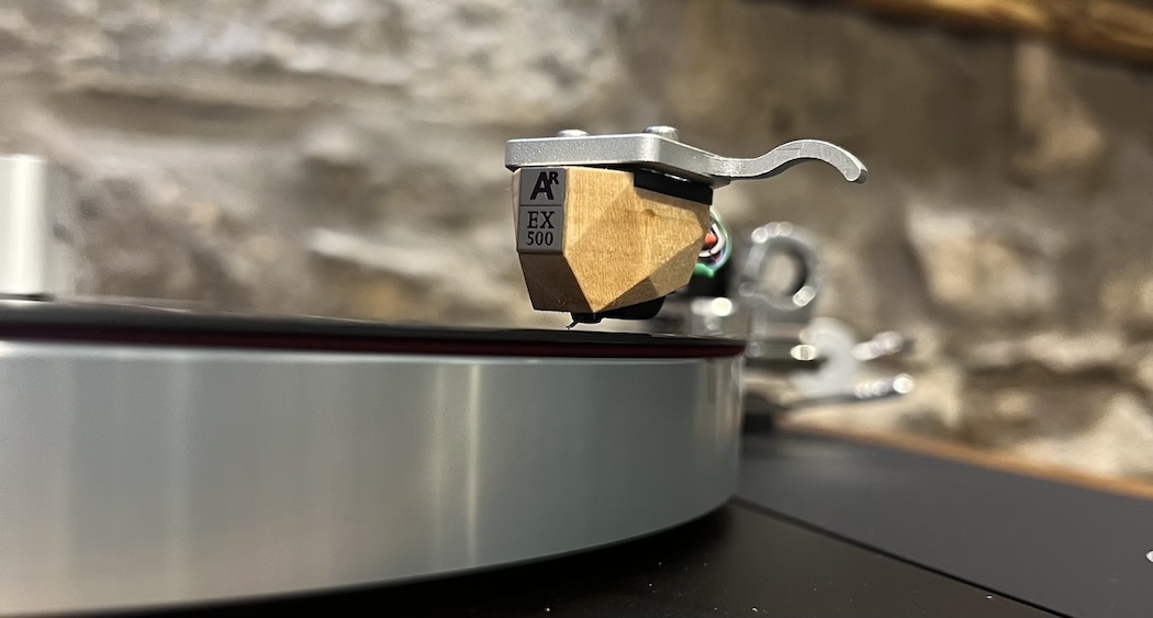 Analog Relax EX500 MC moving coil Phono Cartridge on audio origami pu7 tis tonearm as part of linn lp12 turntable