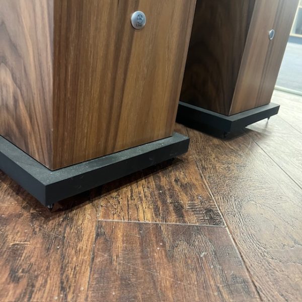 Linn Majik 140 Floorstanding Speakers in Walnut Ex-Demonstration Base View, Available at Loud and Clear Glasgow, Scotland, U.K.