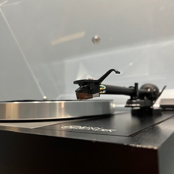 Linn LP12 With refurbished Akito Black Arm View Pre-Owned, Available at Loud and Clear Glasgow, Scotland, U.K.
