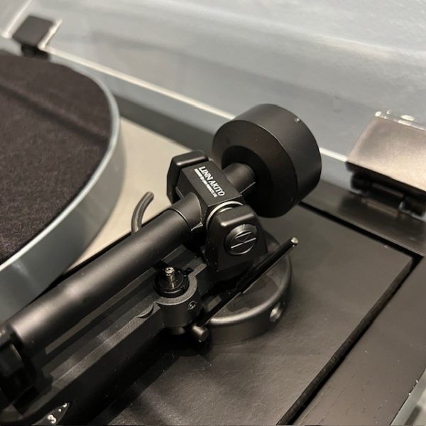 Linn LP12 With refurbished Akito Black Counterwight View Pre-Owned, Available at Loud and Clear Glasgow, Scotland, U.K.