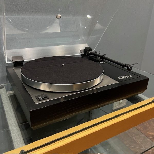 Linn LP12 With refurbished Akito Black Whole View Pre-Owned, Available at Loud and Clear Glasgow, Scotland, U.K.