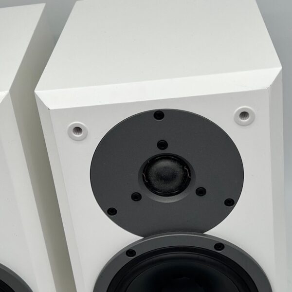 Dynaudio Emit M10 Bookshelf Speakers White Pre-Owned MArk View, Available at Loud and Clear Glasgow, Scotland, U.K.