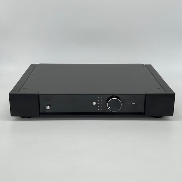 Rega Elex-R Integrated Amplifier Pre-Owned Front View, Available at Loud and Clear Glasgow, Scotland, U.K.