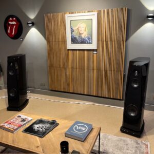 Rockport Atria ii Floorstanding Speakers in Gloss Black Pre-Owned Right View, Available at Loud and Clear Glasgow, Scotland, U.K.