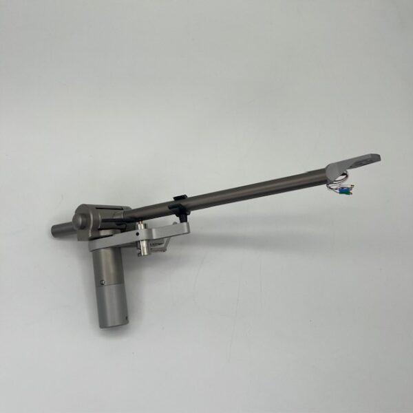 Linn Ekos SE Tonearm Pre-Owned Right View, Available at Loud and Clear Glasgow, Scotland, U.K.
