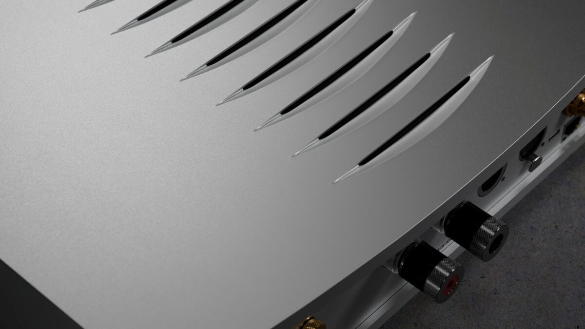 Linn Klimax Solo 500 Mono Power Amplifier New Silver Lifestyle Top-min, Available at Loud and Clear Hi-Fi, Glasgow, Scotland, UK