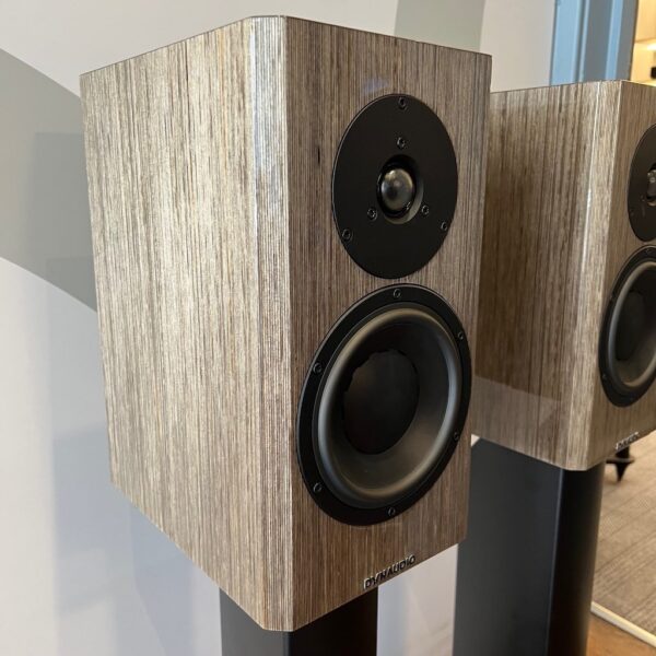 Dynaudio Special 40 Ebony Wave Standmount Speakers With Stands Pre-Owned Single View, Available at Loud and Clear Glasgow, Scotland, U.K.