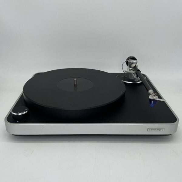 Clearaudio Concept Turntable Ortofon 2M Blue Pre-Owned Front View Lid Off, Available at Loud and Clear Glasgow, Scotland, U.K.