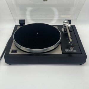 Linn LP12 Turntable Ittok Dynavector 20x2 Low Pre-Owned Deck View, Available at Loud and Clear Glasgow, Scotland, U.K.