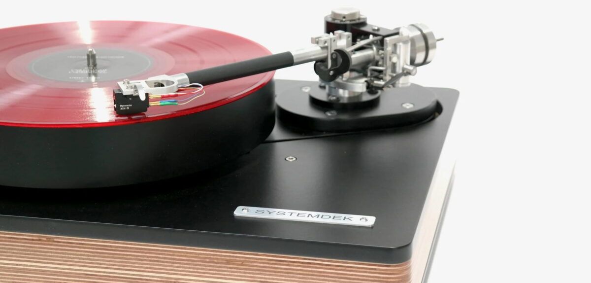 Systemdek revolution turntable new Lifstyle 1, audiophile products from loud and clear glasgow, scotland, uk