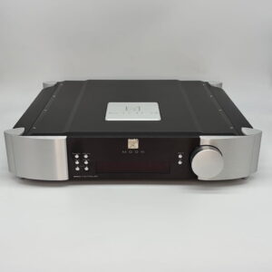 Moon 850P Reference Preamplifier Pre-Owned Front View 1, Available at Loud and Clear Glasgow, Scotland, U.K.