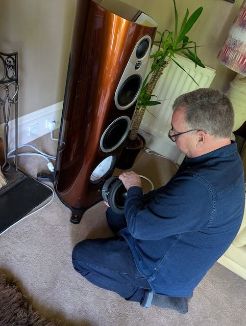 Linn Pistonik Drive Unit Being Installed in 360 Speakers by allan, high-end active loudspeakers from loud and clear glasgow, scotland, uk