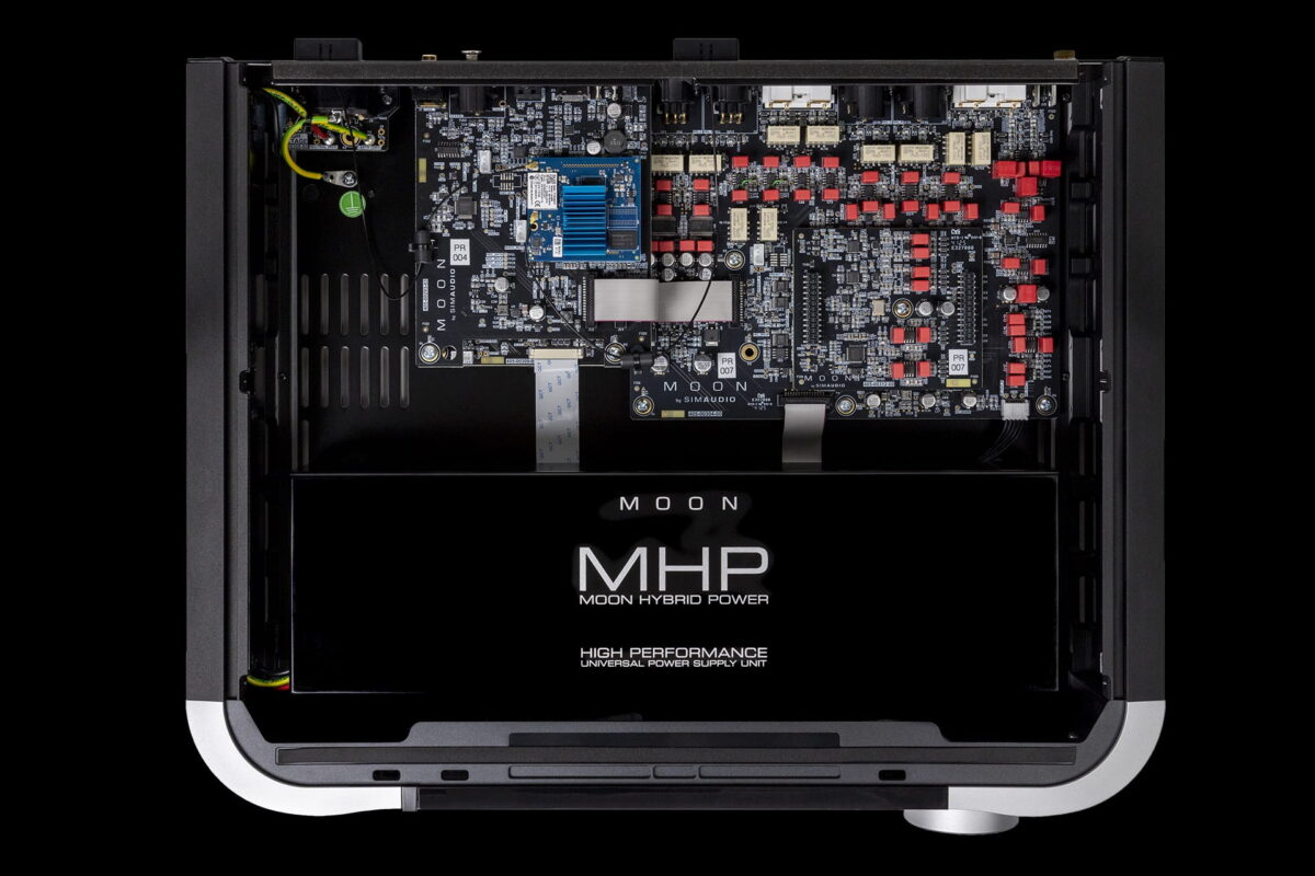Moon 491 Streaming Preamplifier Compass New Internal View Two Tone high-end luxury audio from scotland's finest hi-fi retailer, loud and clear glasgow, uk