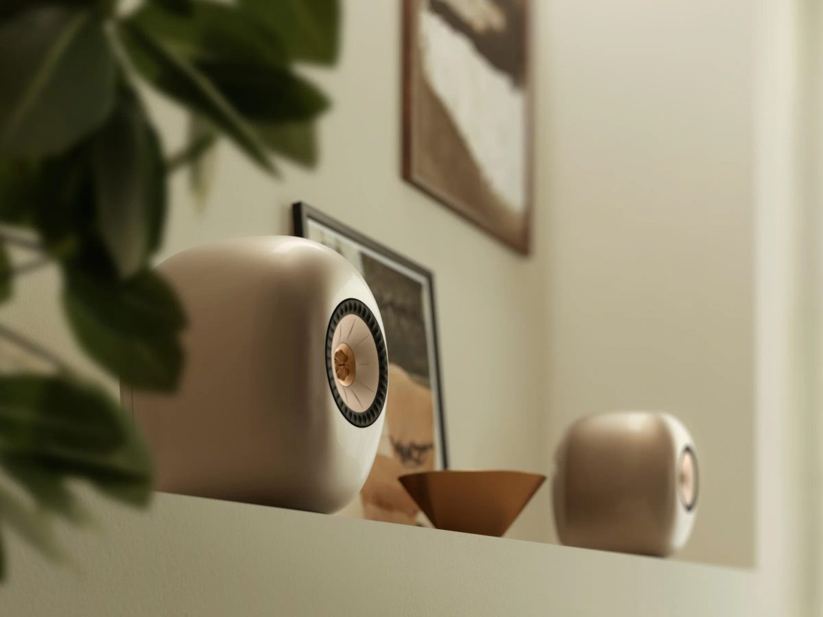 KEF LS LUXE Wireless Speakers New Lifestyle 2 Available at Loud and Clear Glasgow Hifi Shop, Glasgow, Scotland, U.K.