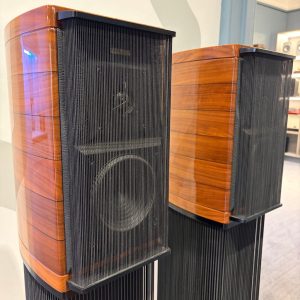 Sonus Faber Guarneri Standmount Speakers and Stands Pre-Owned Left View, Available at Loud and Clear Glasgow, Scotland, U.K.